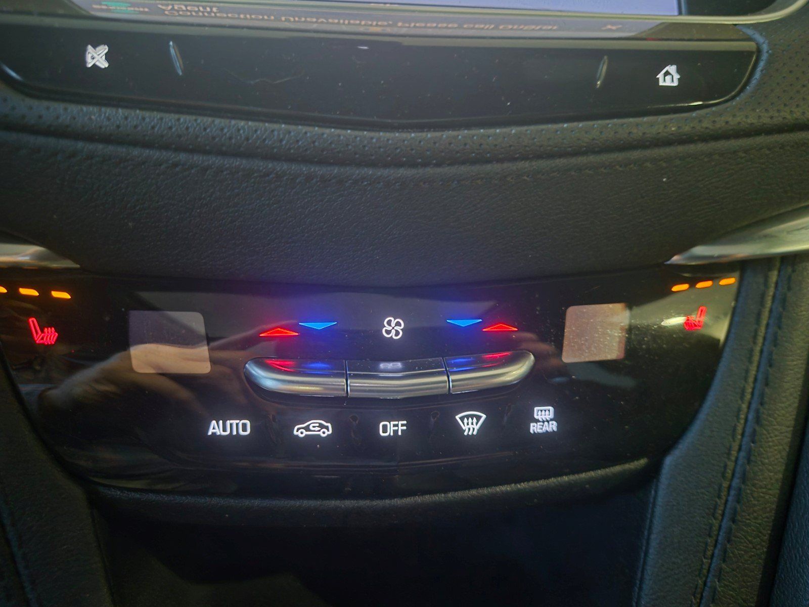 Certified 2023 Cadillac XT5 Premium Luxury AWD/4WD image 20