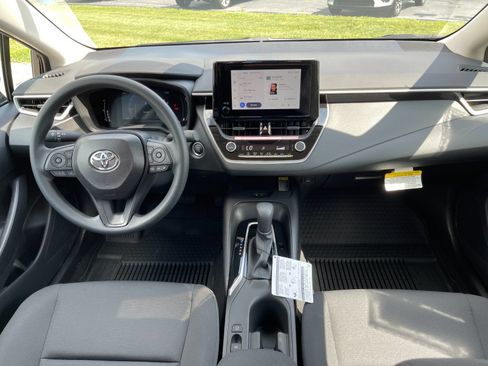 Used 2026 Toyota Corolla LE w/ LE Premium Package FWD image 14