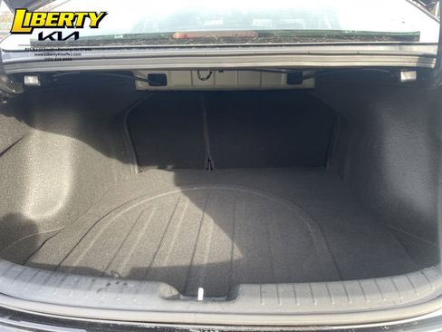 Used 2023 Kia Forte LXS image 11