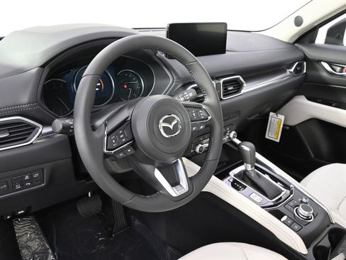 New 2025 MAZDA CX-5 AWD 2.5 S w/ Premium Plus Pkg image 11