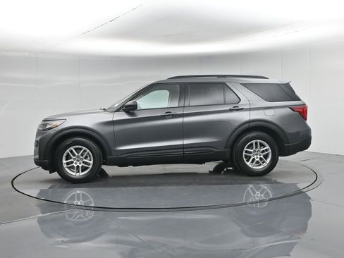 New 2026 Ford Explorer Active RWD image 28