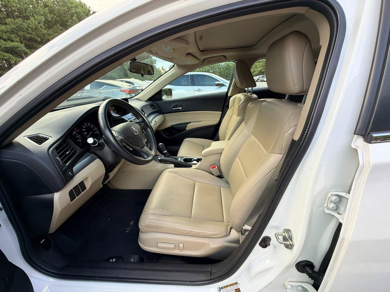 Used 2018 Acura ILX FWD image 8