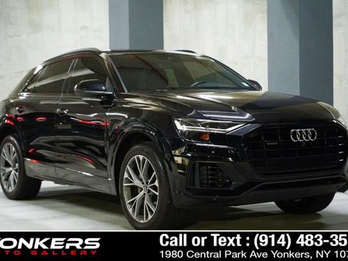 Used 2021 Audi Q8 Premium w/ Black Optic Package image 46