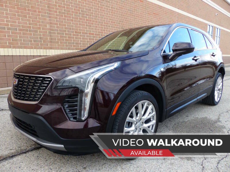 Used 2021 Cadillac XT4 Luxury w/ Cold Weather Package AWD/4WD image 1