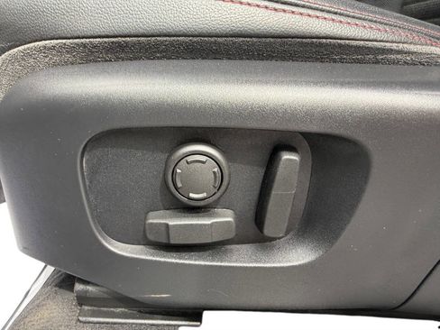 Used 2020 Land Rover Discovery Sport S R-Dynamic image 12