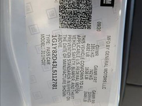 Used 2020 Chevrolet Corvette Stingray Premium Cpe w/ 3LT Preferred Equipment Group RWD image 30
