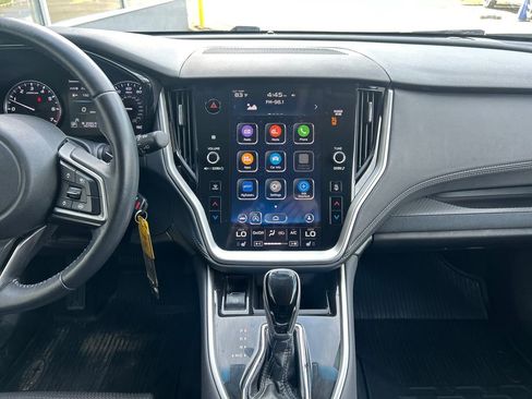 Used 2022 Subaru Outback Premium image 21