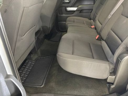 Used 2017 Chevrolet Silverado 1500 LT AWD/4WD image 29