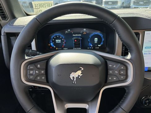 New 2025 Ford Bronco Outer Banks image 16