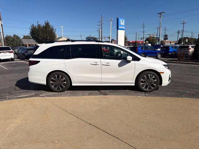 New 2027 Honda Odyssey Elite image 5