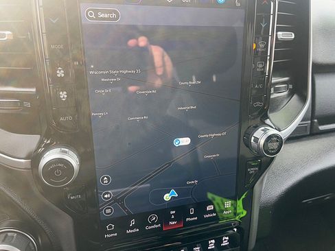 Used 2024 RAM 2500 Big Horn w/ Night Edition image 39