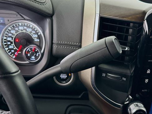 Used 2024 RAM 2500 Laramie image 24