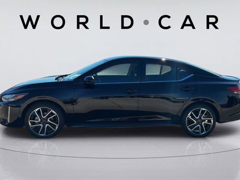 Used 2025 Nissan Sentra SR image 8