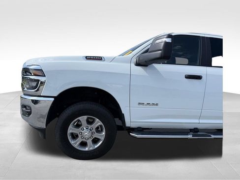Used 2026 RAM 2500 Big Horn AWD/4WD image 22