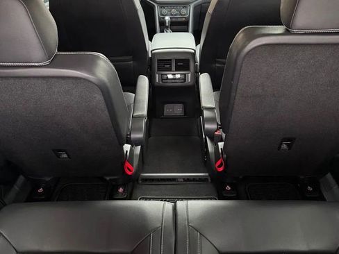 Used 2021 Volkswagen Atlas SE w/ Panoramic Sunroof Package image 30