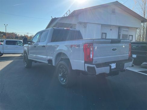 New 2026 Ford F250 XL image 7