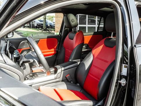Used 2022 Mercedes-Benz GLA 250 4MATIC image 6