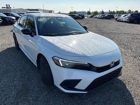 Used 2024 Honda Civic Sport image 11