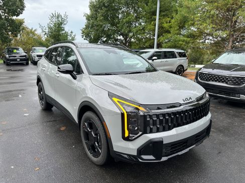 New 2026 Kia Sportage X-Line image 3