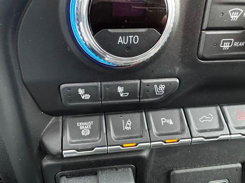 Used 2021 GMC Sierra 2500 Denali w/ Denali Black Diamond Edition image 32