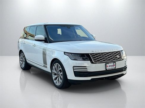 Used 2022 Land Rover Range Rover P525 Westminster Edition image 3