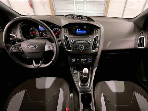Certified 2017 Ford Focus ST FWD image 14