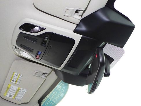 Certified 2025 Subaru Outback Premium image 17