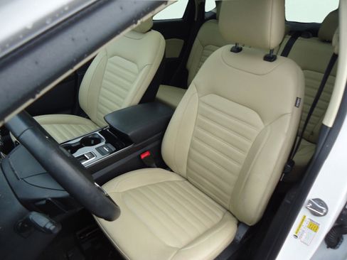 Used 2020 Ford Edge SEL w/ Convenience Package image 24