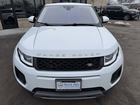 Used 2019 Land Rover Range Rover Evoque SE image 2