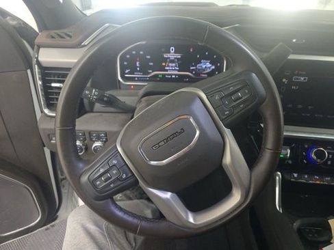 Used 2024 GMC Sierra 2500 Denali w/ Denali Reserve Package AWD/4WD image 12