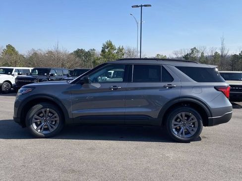 New 2026 Ford Explorer Active w/ Active Comfort Package AWD/4WD image 6