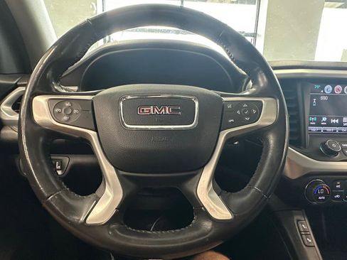 Used 2018 GMC Acadia SLT image 46