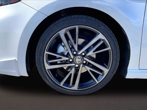 Used 2025 Toyota Camry XSE image 9