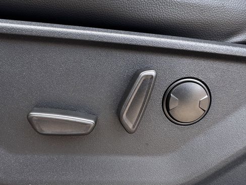 New 2026 Ford F250 Lariat w/ Lariat Ultimate Package image 26