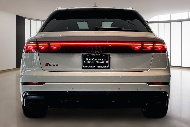 Used 2026 Audi SQ8 Prestige AWD/4WD image 6