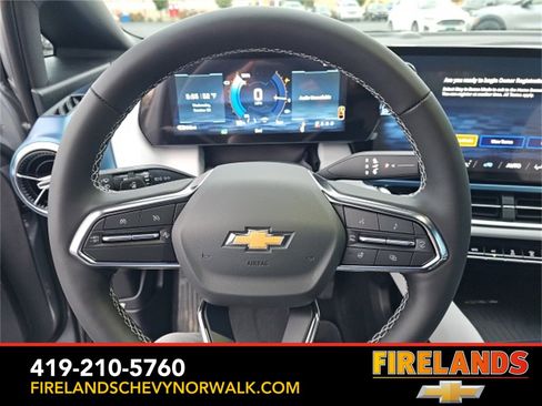 New 2026 Chevrolet Equinox EV LT image 30