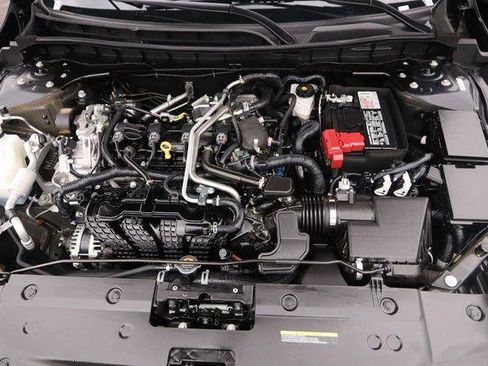 Used 2025 Nissan Altima 2.5 SV FWD image 27