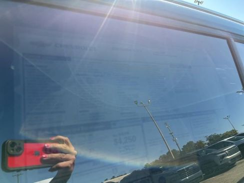 New 2026 Chevrolet Equinox EV LT image 35