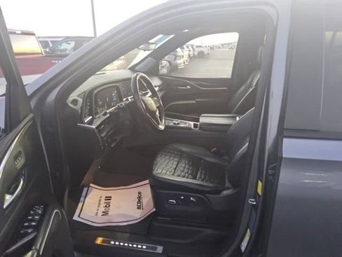 Used 2021 Cadillac Escalade Sport Platinum w/ Heavy-Duty Trailer Package image 4