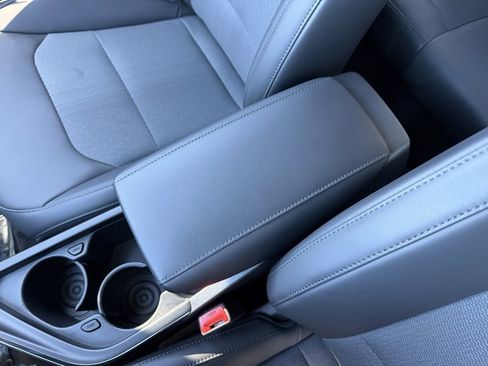 Used 2025 Kia Niro EX image 26