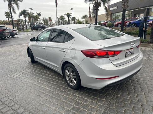 Used 2017 Hyundai Elantra SE w/ SE A/T Tech Package 03 image 3