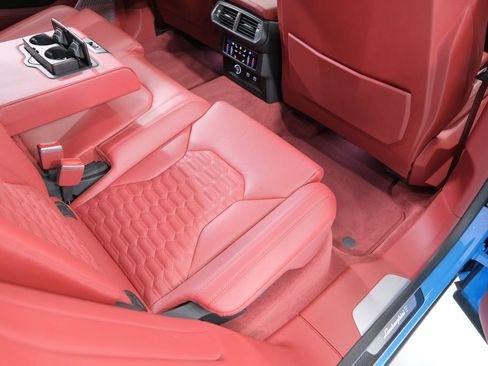 Used 2022 Lamborghini Urus image 33