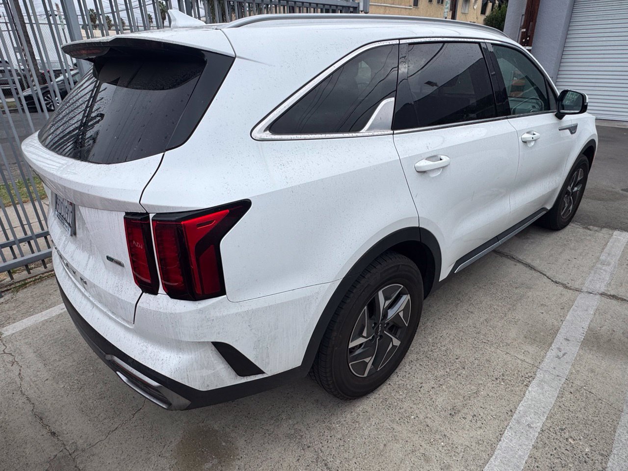 Certified 2022 Kia Sorento S AWD/4WD image 4