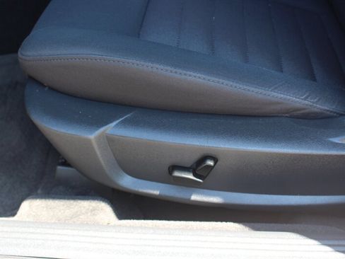 Used 2010 Dodge Challenger R/T RWD image 21