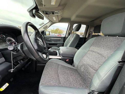 Used 2018 RAM 1500 SLT image 14