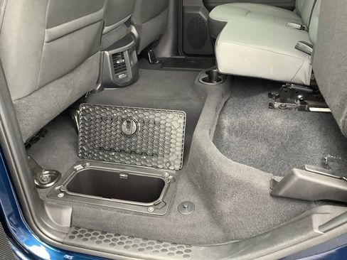 Used 2024 RAM 2500 Big Horn w/ Bed Utility Group image 25