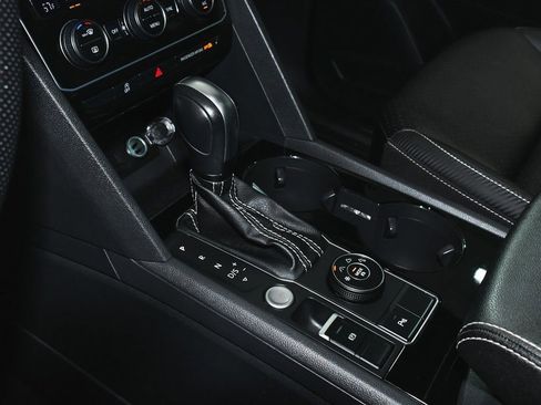 Used 2021 Volkswagen Atlas Cross Sport SEL R-Line image 39