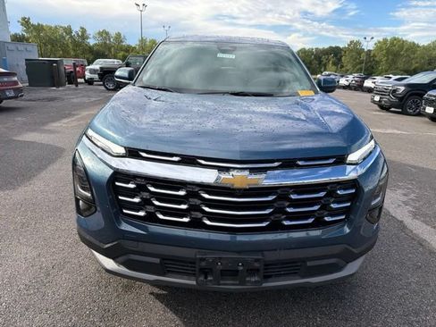 Used 2026 Chevrolet Equinox LT AWD/4WD image 6