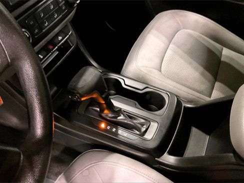 Used 2020 Chevrolet Colorado W/T image 15
