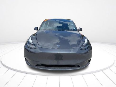 Used 2022 Tesla Model Y Performance AWD/4WD image 9